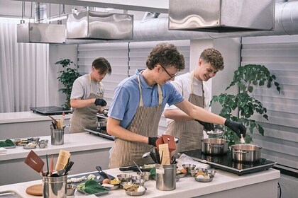Korea Cooking Class with 3 stars Michelin Chef & Content creators