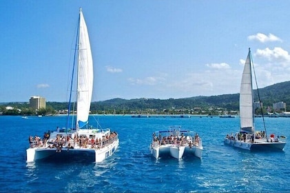 Catamaran Party Boat Cruise