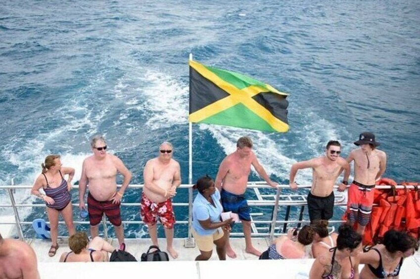 Catamaran Party Boat Cruise 