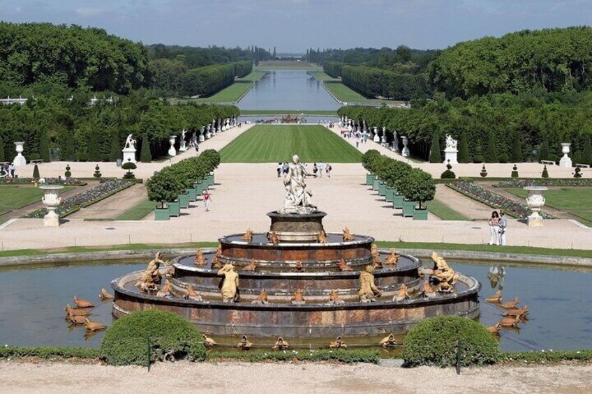 Fontainebleau, Versailles, Gardens, Trianon Private from Paris