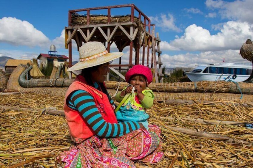 Tour in Lake Titicaca 2 Days in Uros and Amantani and Taquile