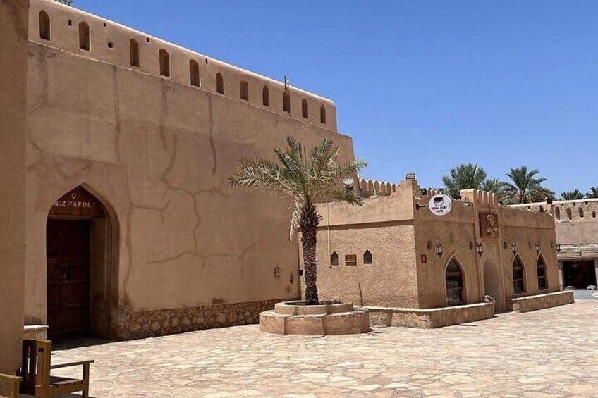 Full Day Tour to Nizwa and Jabal Shams Grand Canyon