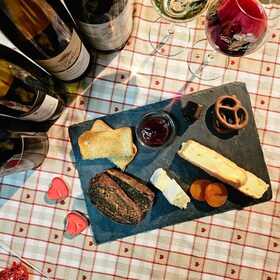 Valentine's Day tasting (wine, cheese and chocolate)