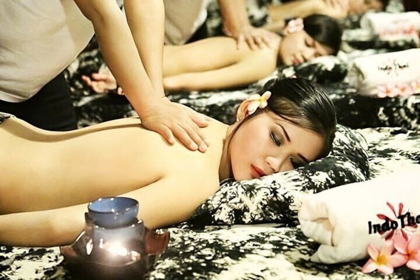 Release all your stress with aroma therapy massage treatment