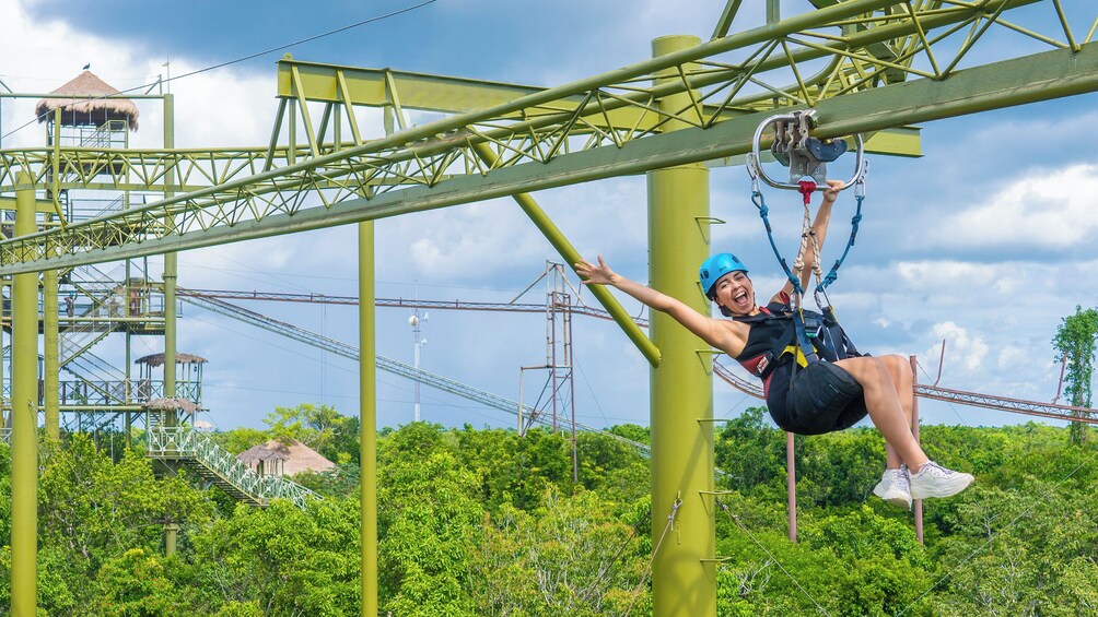 Selvatica Sky Trail, Zipline and Bungee Swing