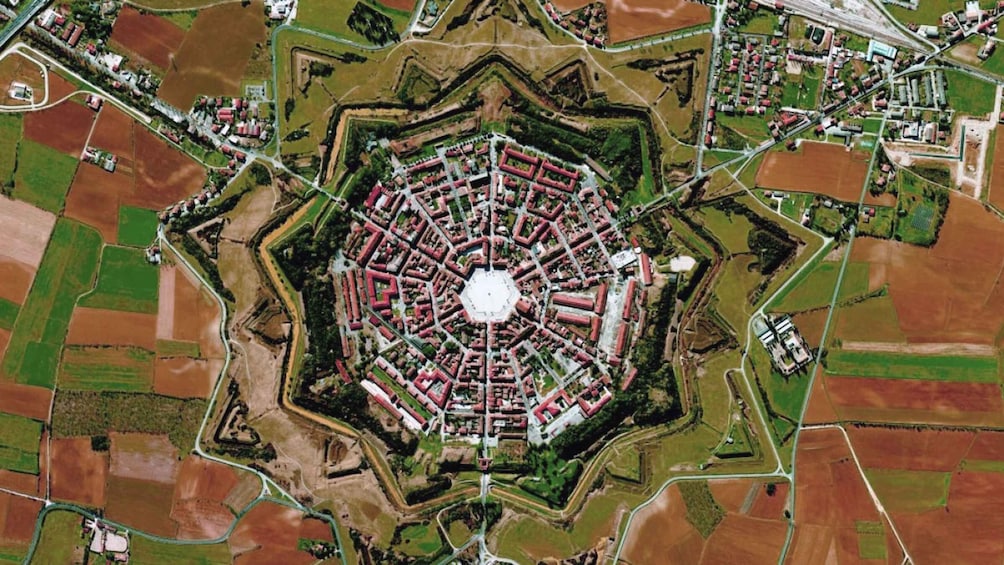 Palmanova private tour: fortress in the shape of a star