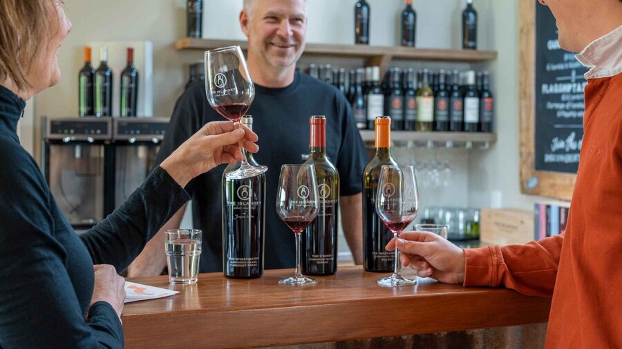 Kangaroo Island: Food and Wine Guided Day Tour