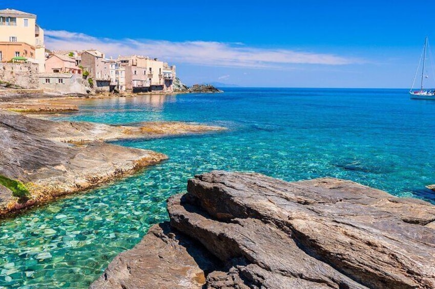 South Corsica Tour by Wood Speedboat with Lunch from Palau