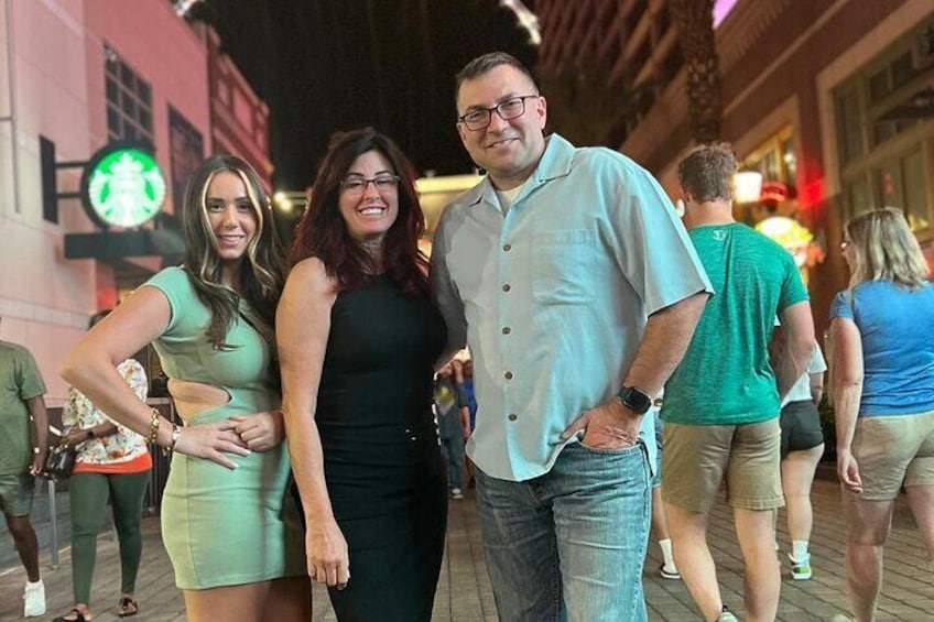 Vegas Strip Foodie Lovers Tour with Food Tours of America