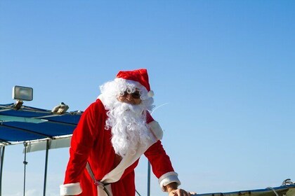 Santa Cruise on the Sound