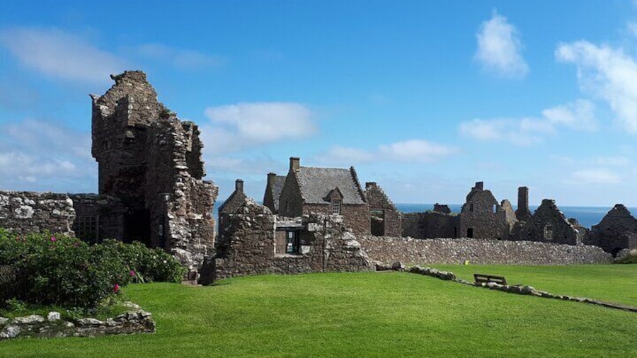 Dunnottar Castle Lodge