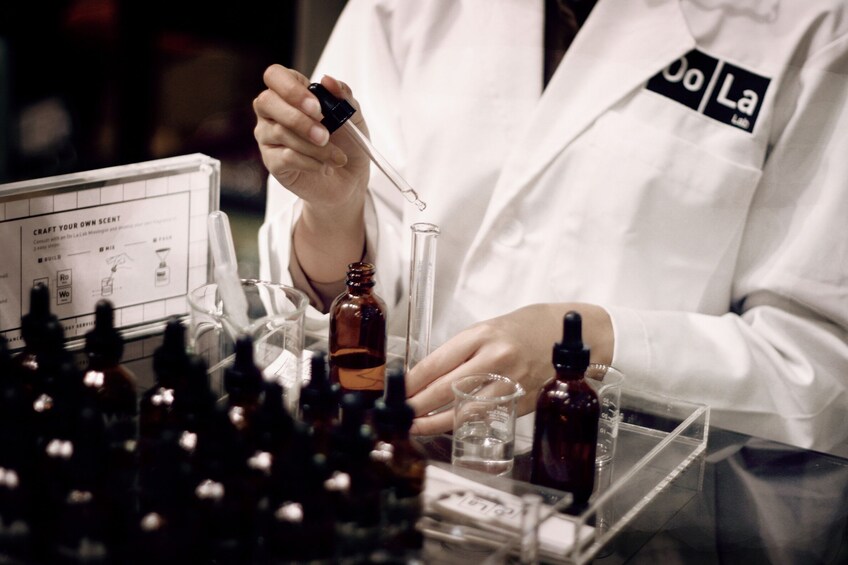 Perfume-Making Workshop - Fragrance Design & Mixology Session