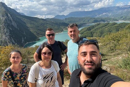 Excursion d'une journée au lac Bovila et à Kruja au départ de Tirana