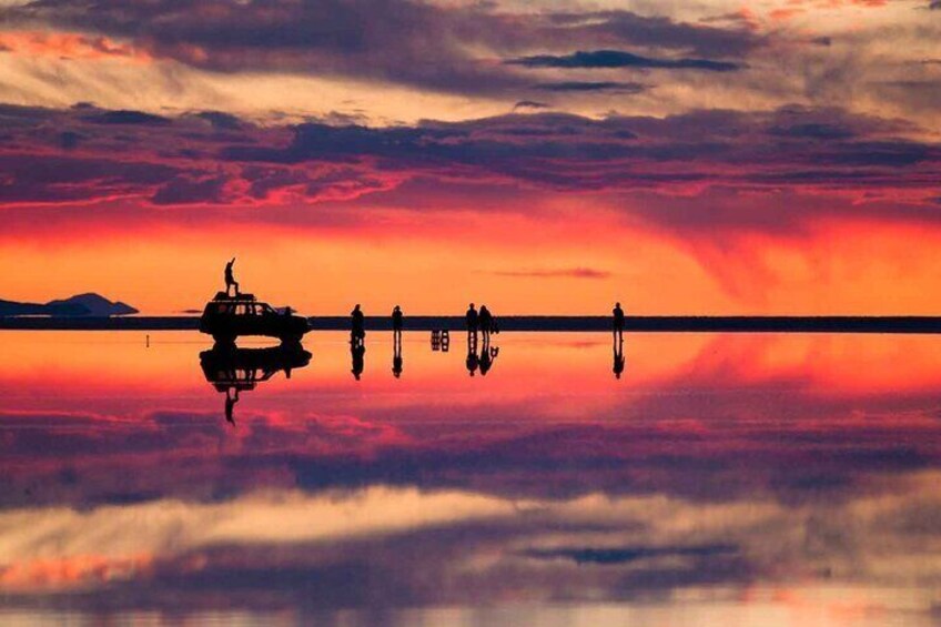 Salar de Uyuni Full Day Group Tour with Hotel pick up