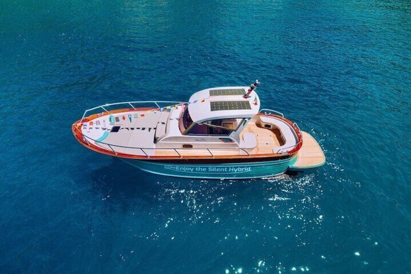 La Maddalena Hybrid Boat Tour with Happy Hour