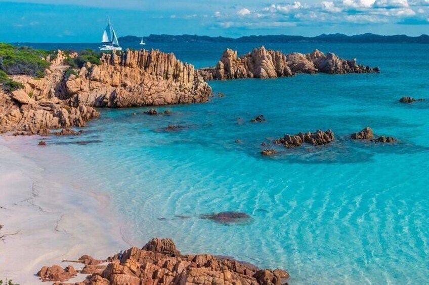 La Maddalena Hybrid Boat Tour with Happy Hour