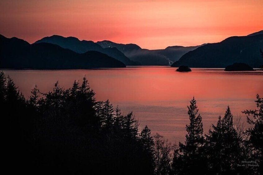 Sunset Boat Cruise and Kayak in Vancouver