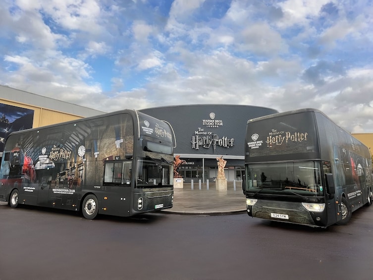 Coach transfer to Harry Potter Warner Bros. Studio Tour London