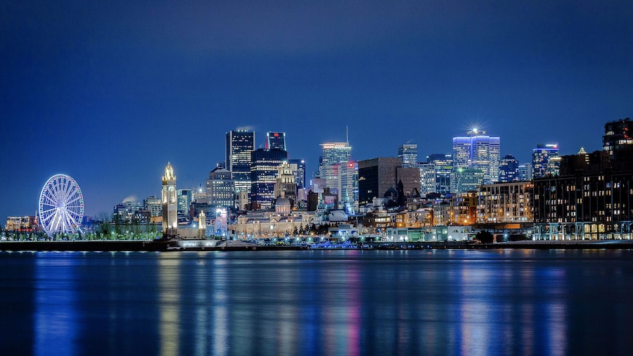 Evening Cruise in Montreal