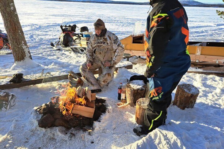 Ice Fishing Tour from Saariselkä/Inari to Lake Inari