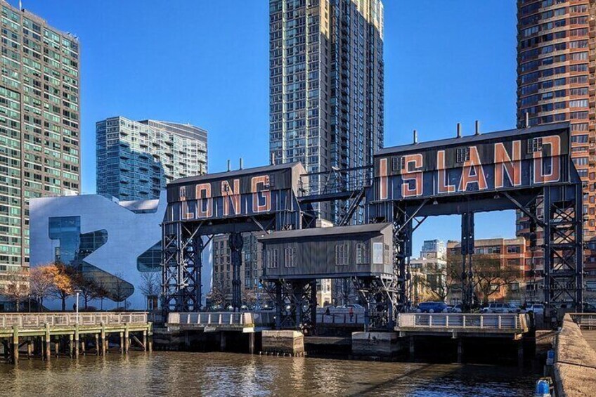 LONG ISLAND CITY, Queens - waterfront