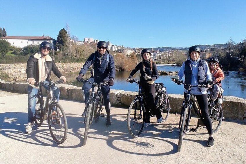 Amarante: e-Bike Tour and Vinho Verde – from Porto