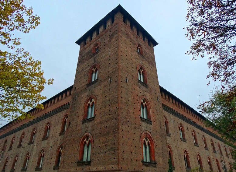 Picture 7 for Activity PAVIA private tour: discovering the Visconti castle