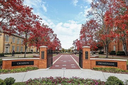 Adventurous Walking Tour of University of Alabama