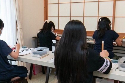 Calligraphy Experience in Shizuoka Fuji and Shizuoka Tea