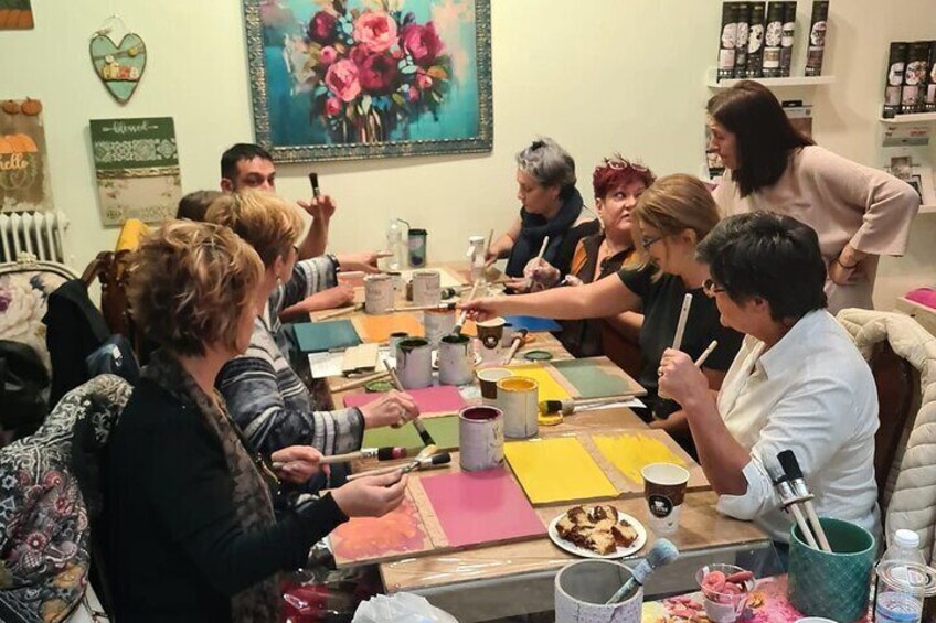 Art and Restoration Chalk Paint Workshop