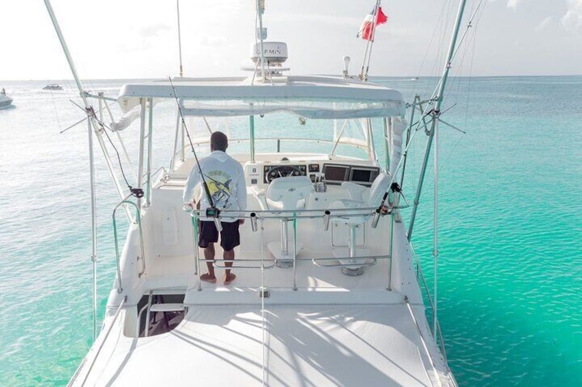 Saona Island: Private Yacht Tour with Snorkel+Booze in DR