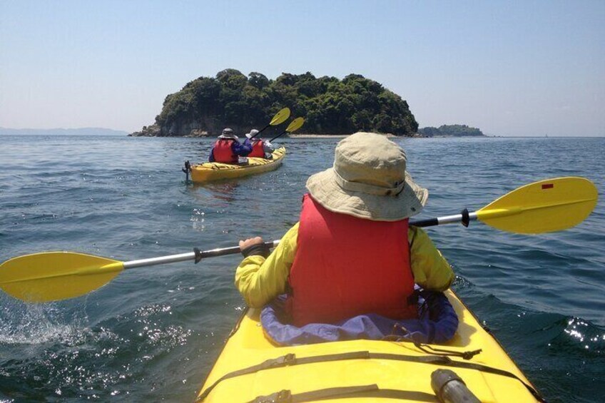 Towards the uninhabited island!