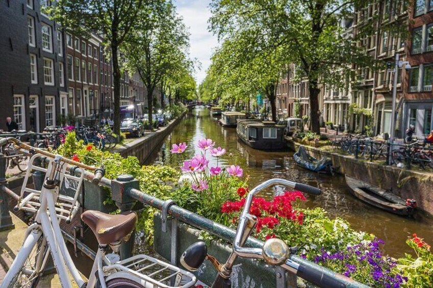 Amsterdam Historic City Private Augmented Reality Tour