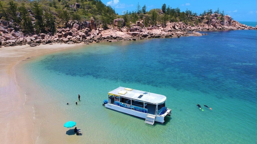 Aquascene Circumnavigation Magnetic Island Tour