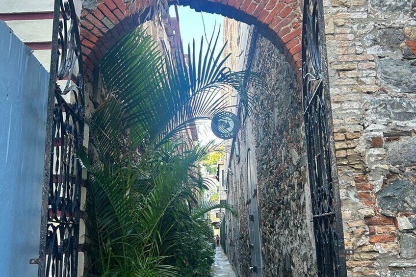 Historic Ghost Tour in Charlotte Amalie 