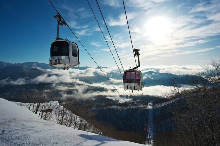 Hakuba Iwatake Snowfield 1 Day Lift Pass,Gear and Clothing Rental