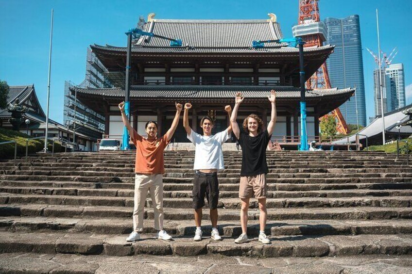 3 Hour Bike Tour to the Historic Sites in Tokyo