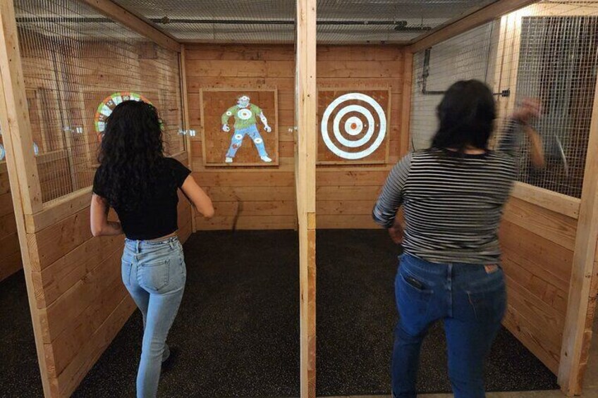Axe Throwing - 60 minute Experience