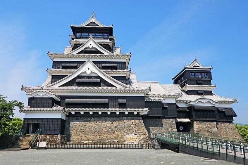 In the hearts of Kumamoto citizens, it is not only a symbol of Kumamoto, but also a spiritual sustenance for the citizens.