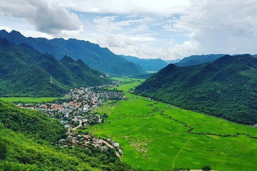 Explore Mai Chau’s Natural Beauty: Full-Day Group Tour