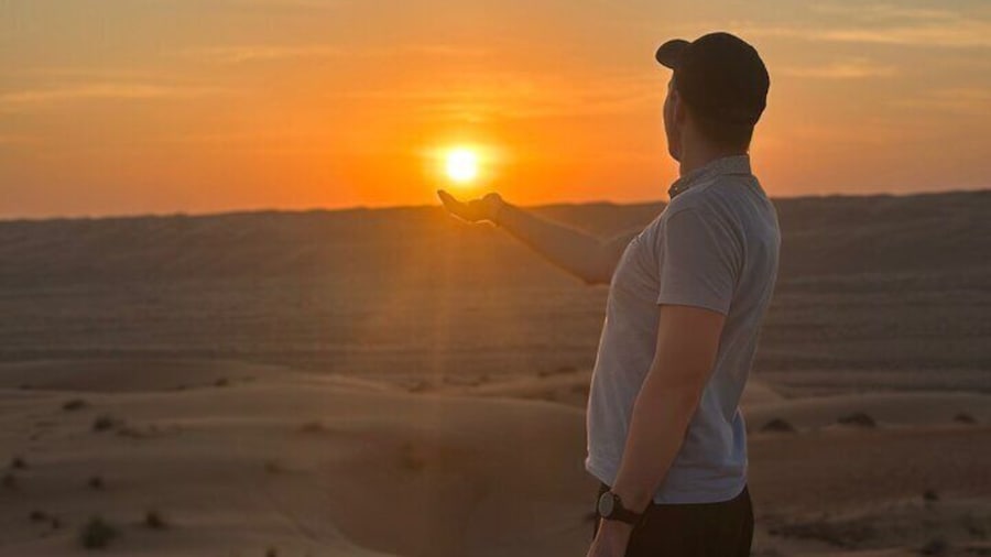 Sunset in Wahiba Sands 4x4 Adventure