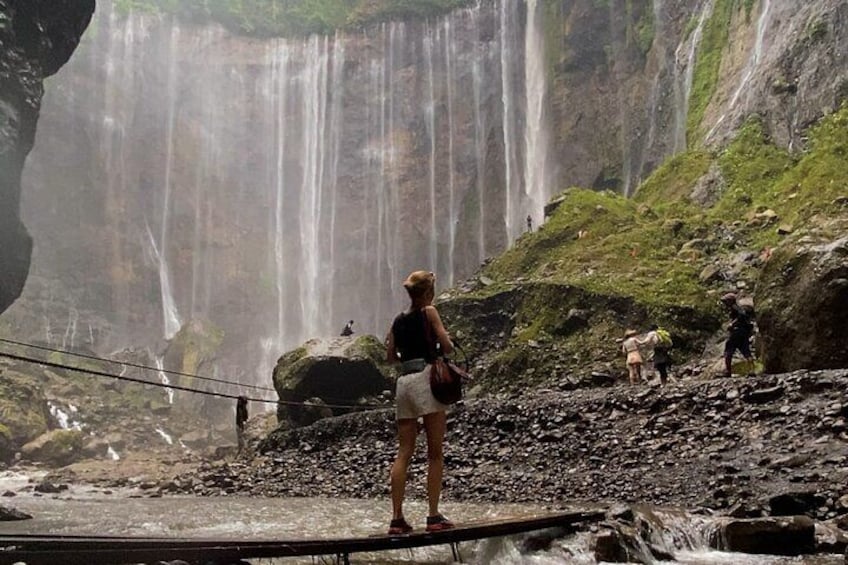 Tumpaksewu Waterfall