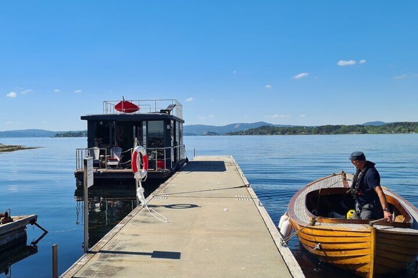 Private Fjord Tour in Oslo by Electric Houseboat (BYO)