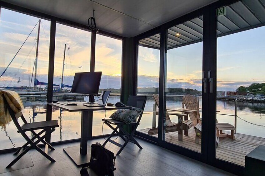Private Fjord Tour in Oslo by Electric Houseboat (BYO)