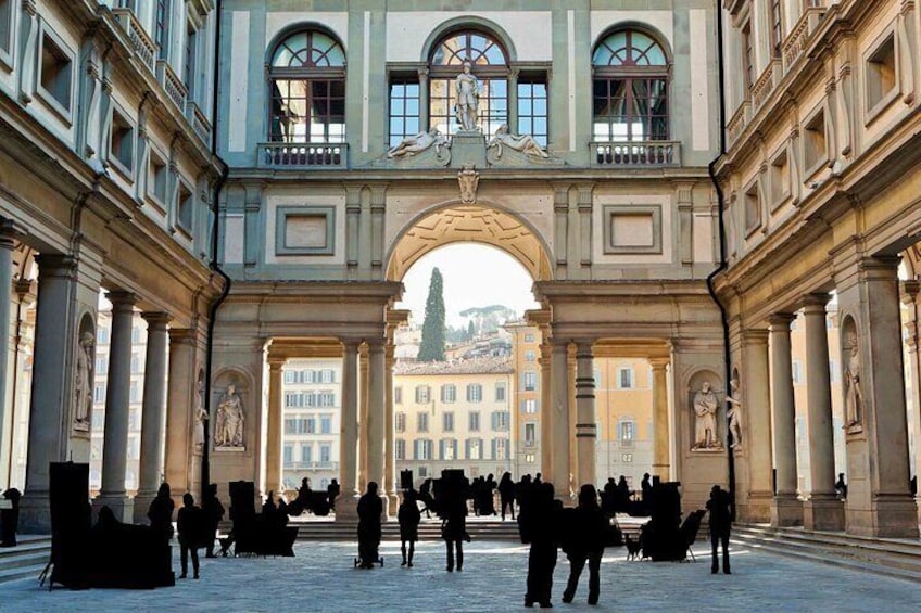 Uffizi Gallery Entry Tickets with Skip the line