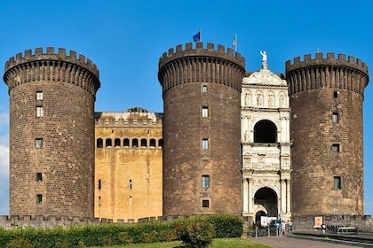 Private Historic Walking Tour in Naples