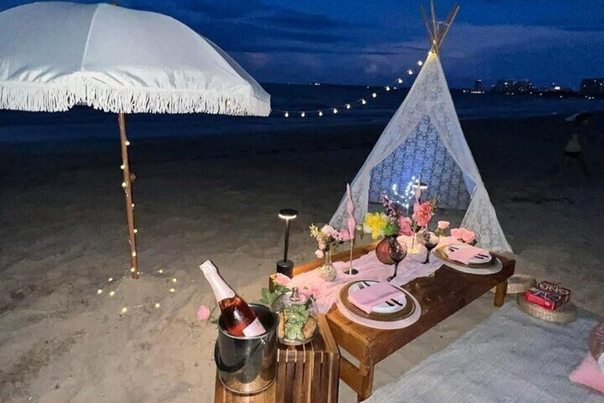 Romantic Picnic 