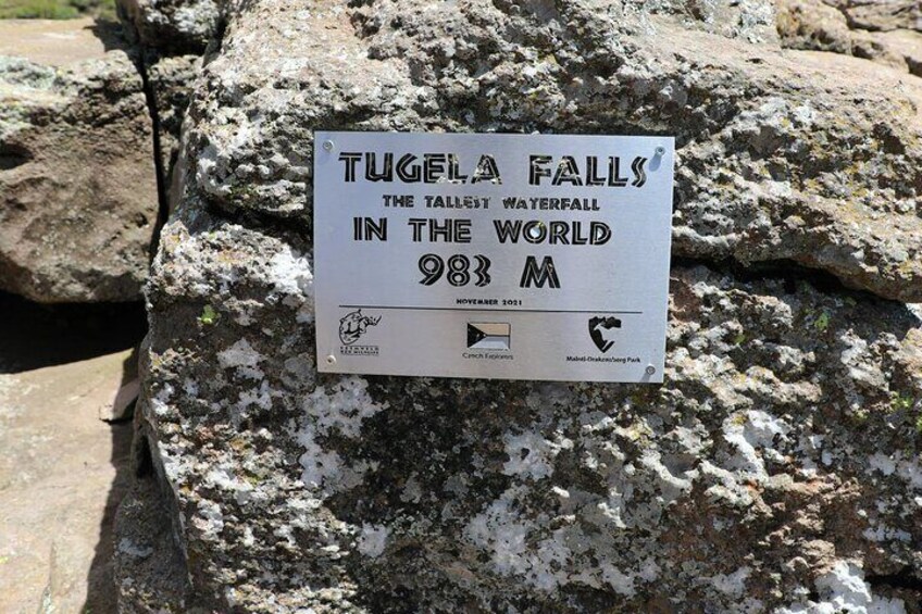 Hike to the summit of the Highest waterfall in the world