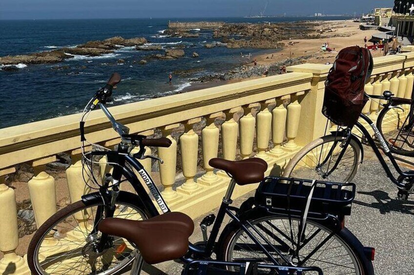 Porto Electric Bike and Seafood Tasting