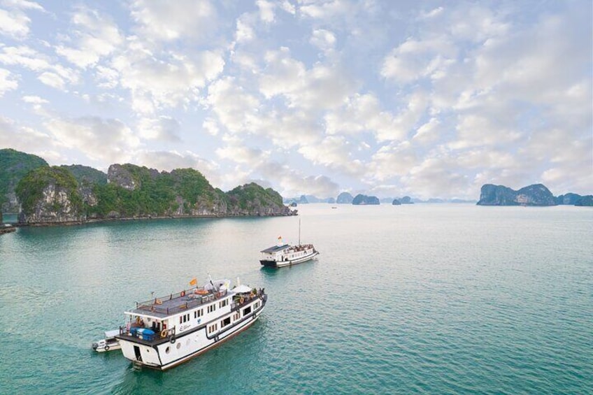 2 Days Explore Bai Tu Long Bay with High-end Private Cruise